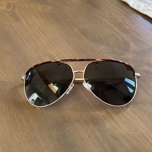 Steve Madden Aviator Sunglasses
